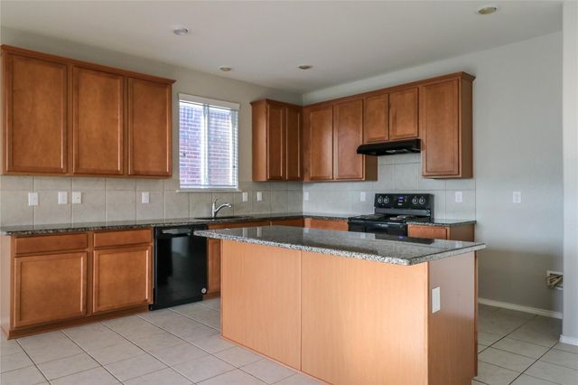 7425 Bronsind Trail, Fort Worth, TX 76131