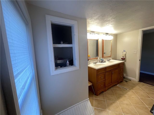 69 Hewitt Ave, Canton Twp, PA 15301