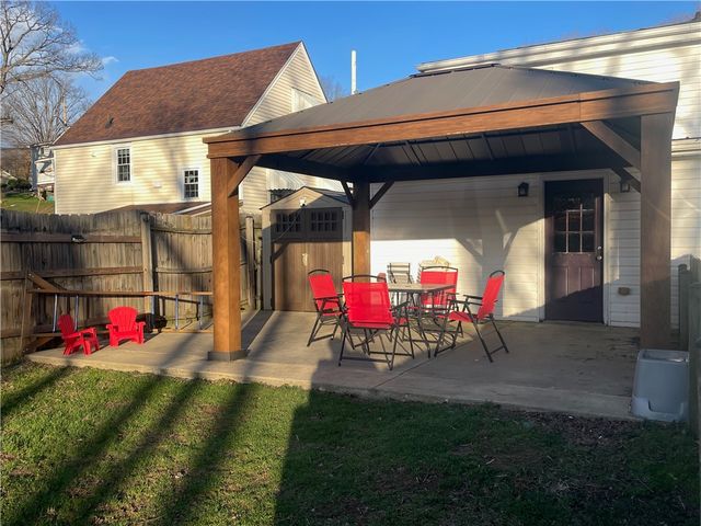 69 Hewitt Ave, Canton Twp, PA 15301