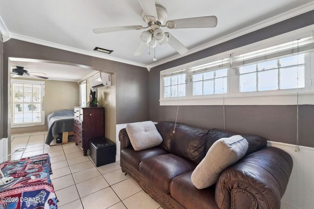 207 Mary Avenue, New Smyrna Beach, FL 32168