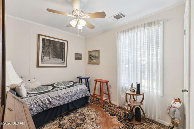 207 Mary Avenue, New Smyrna Beach, FL 32168