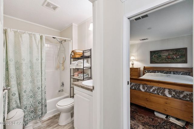 207 Mary Avenue, New Smyrna Beach, FL 32168