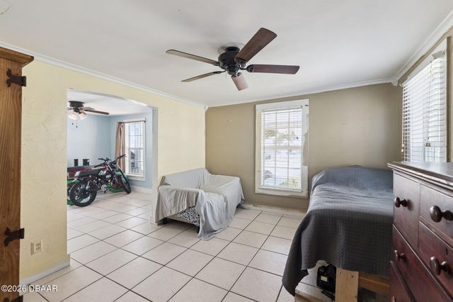 207 Mary Avenue, New Smyrna Beach, FL 32168