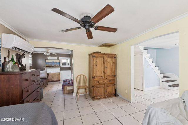 207 Mary Avenue, New Smyrna Beach, FL 32168
