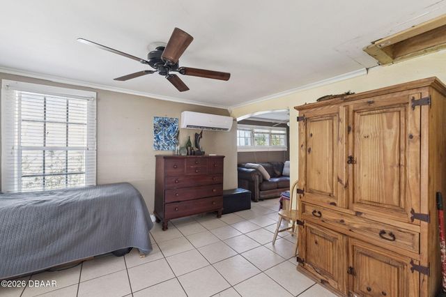 207 Mary Avenue, New Smyrna Beach, FL 32168