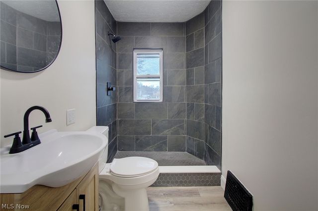 2135 Cherry Avenue, Alliance, OH 44601