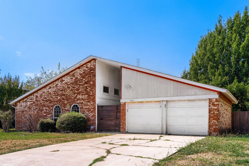 6917 Post Oak Drive, North Richland Hills, TX 76182 — photo 2