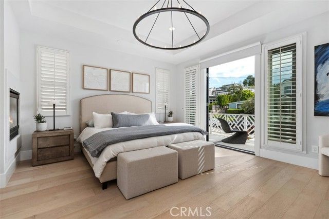 701 Poinsettia Avenue, Corona Del Mar (newport Beach), CA 92625