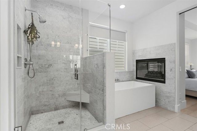 701 Poinsettia Avenue, Corona Del Mar (newport Beach), CA 92625