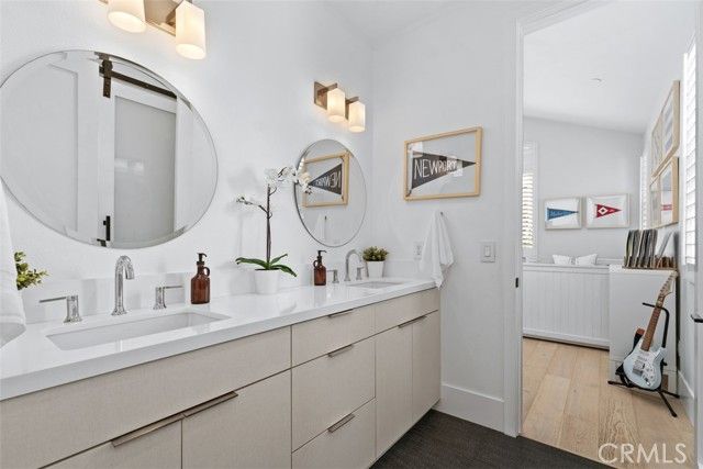 701 Poinsettia Avenue, Corona Del Mar (newport Beach), CA 92625