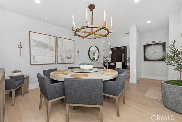 701 Poinsettia Avenue, Corona Del Mar (newport Beach), CA 92625