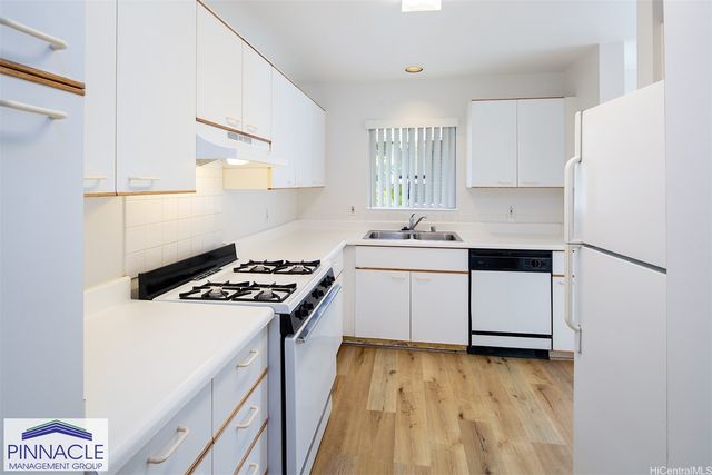 91-1058 Kekuilani Loop 305, Kapolei, HI 96707