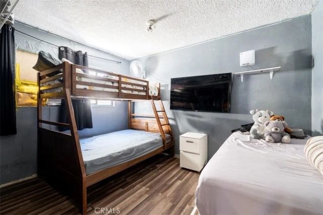 1683 S Longwood, Los Angeles, CA 90019
