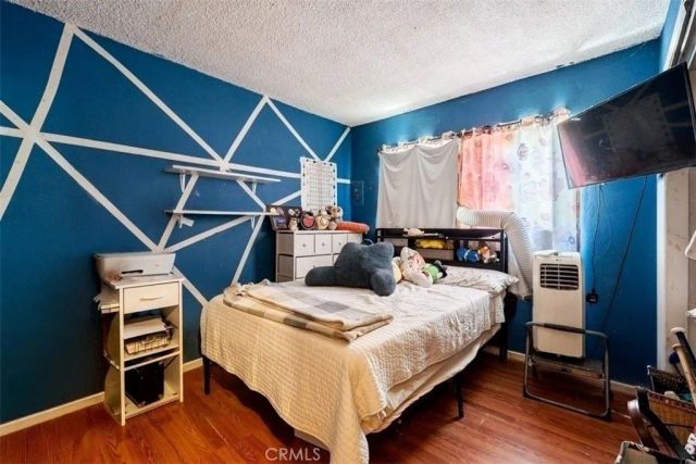 1683 S Longwood, Los Angeles, CA 90019
