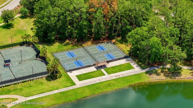 5251 Summit View Drive, Brooksville, FL 34601