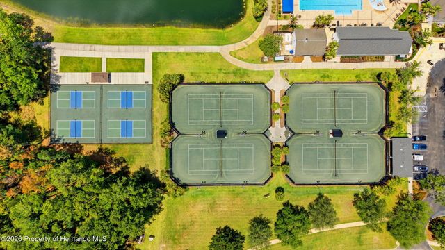 5251 Summit View Drive, Brooksville, FL 34601