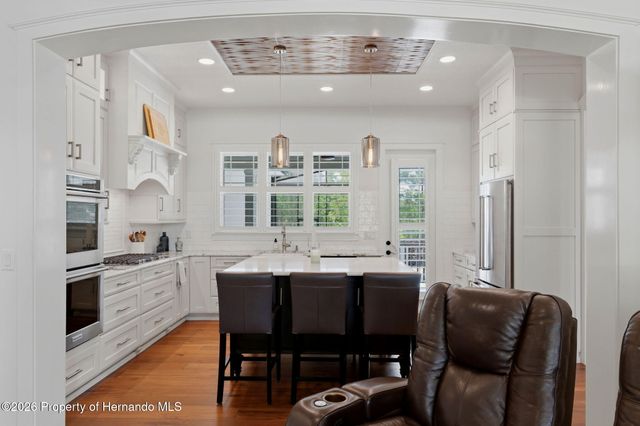 5251 Summit View Drive, Brooksville, FL 34601