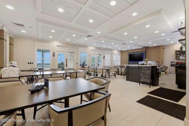 5251 Summit View Drive, Brooksville, FL 34601