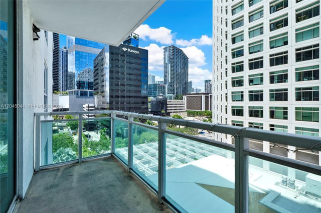 950 Brickell Bay Dr 802, Miami, FL 33131