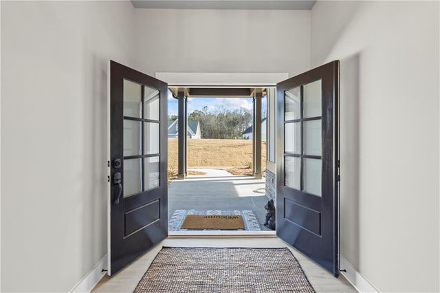 152 White Oak Way, Monroe, GA 30655