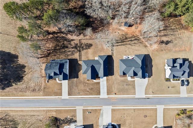 152 White Oak Way, Monroe, GA 30655