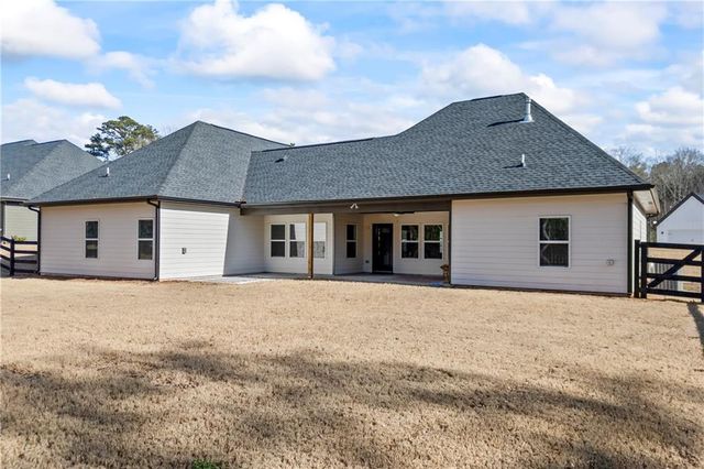 152 White Oak Way, Monroe, GA 30655