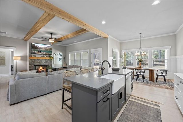 152 White Oak Way, Monroe, GA 30655