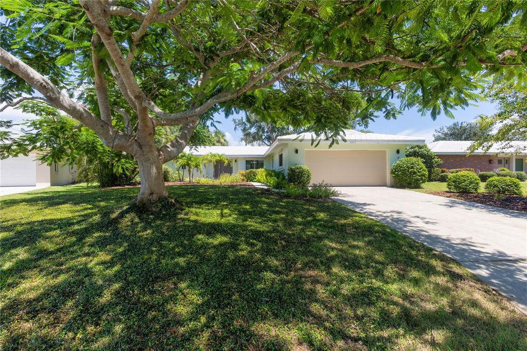 3337 SPRING MILL CIRCLE, Sarasota, FL 34239