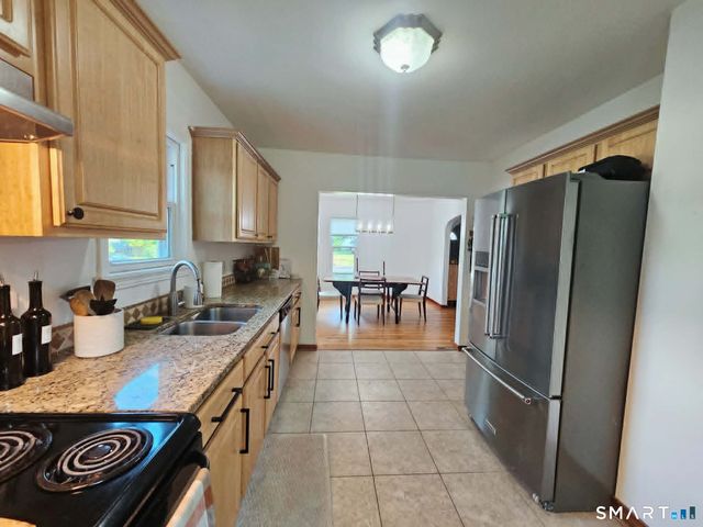 379 Washington Street, Bristol, CT 06010