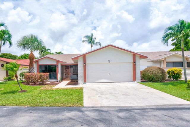 3 Fawlkland Circle, Boynton Beach, FL 33426