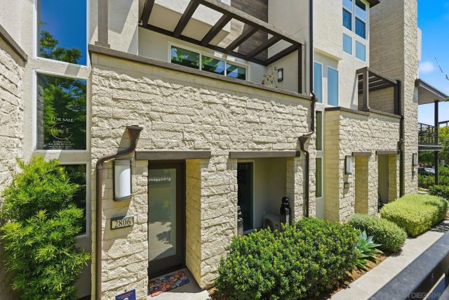 2806 Avella Cir, San Diego, CA 92108