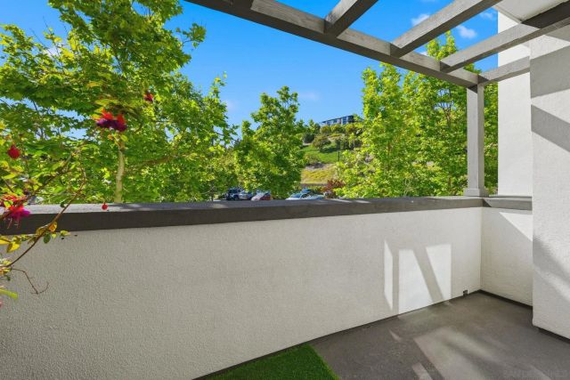 2806 Avella Cir, San Diego, CA 92108