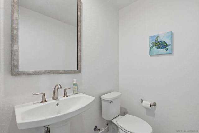 2806 Avella Cir, San Diego, CA 92108