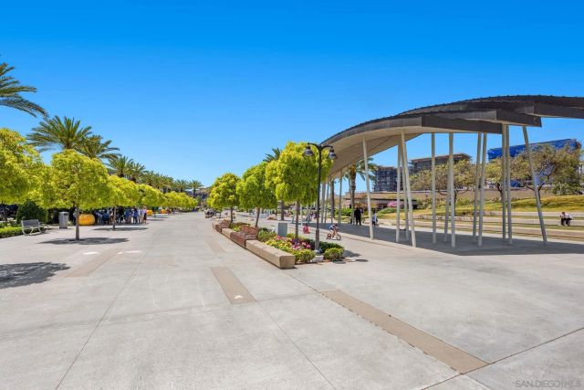 2806 Avella Cir, San Diego, CA 92108