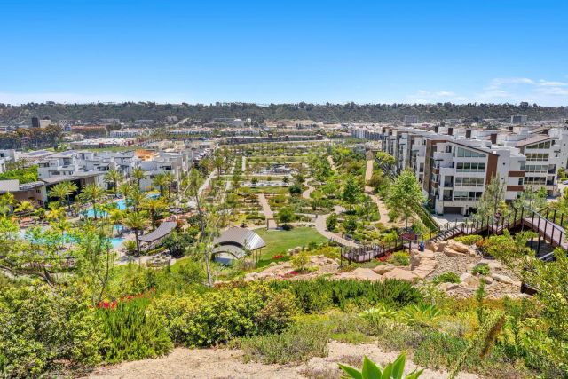 2806 Avella Cir, San Diego, CA 92108