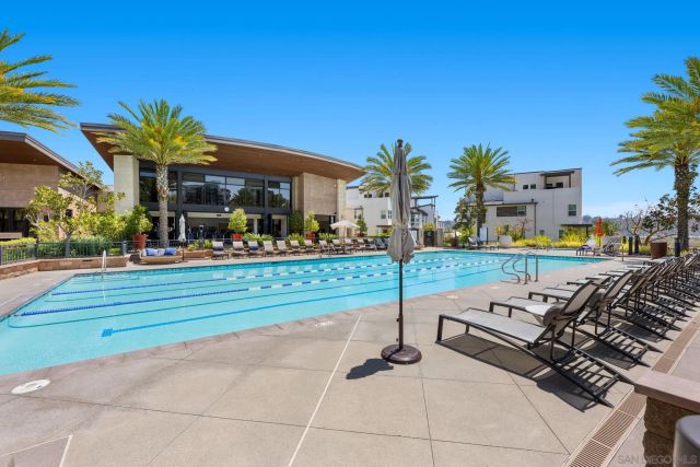 2806 Avella Cir, San Diego, CA 92108