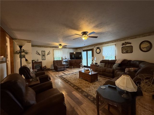 24482 123 Highway, Hasty, AR 72640