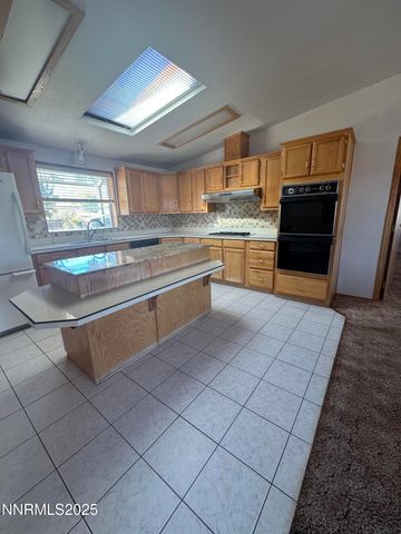 3255 Upper Valley Road, Lovelock, NV 89419