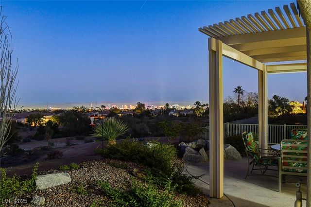 10584 Abisso Drive, Las Vegas, NV 89135