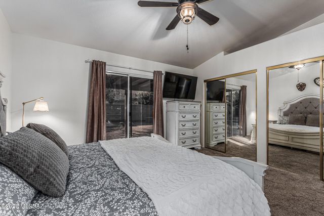 7609 W Running Bear Drive, Tucson, AZ 85743