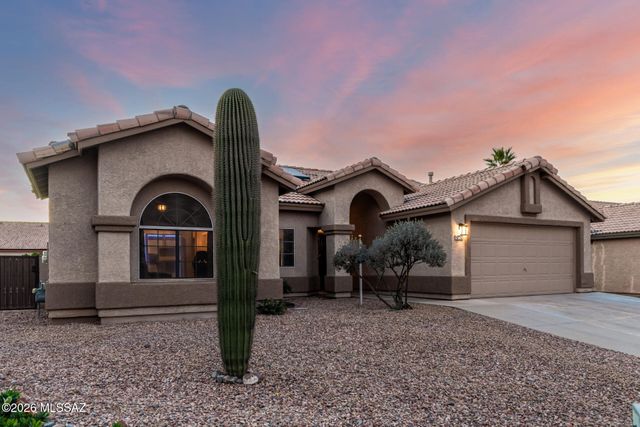 7609 W Running Bear Drive, Tucson, AZ 85743
