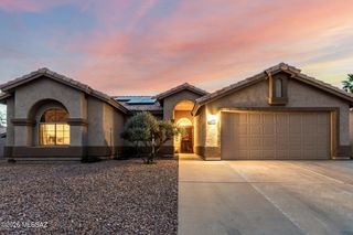 7609 W Running Bear Drive, Tucson, AZ 85743