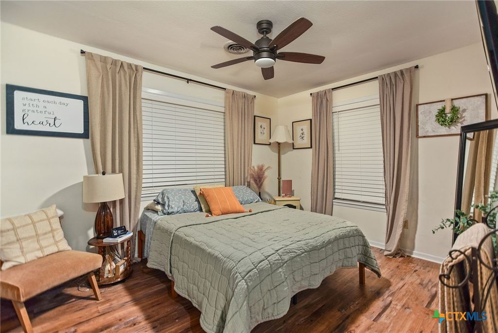Image 23 of property listing at 1601 Avalon Street, Port Lavaca, TX 77979