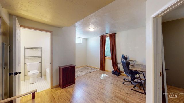 243 8th Ave E, Twin Falls, ID 83301