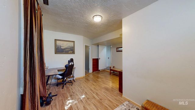 243 8th Ave E, Twin Falls, ID 83301