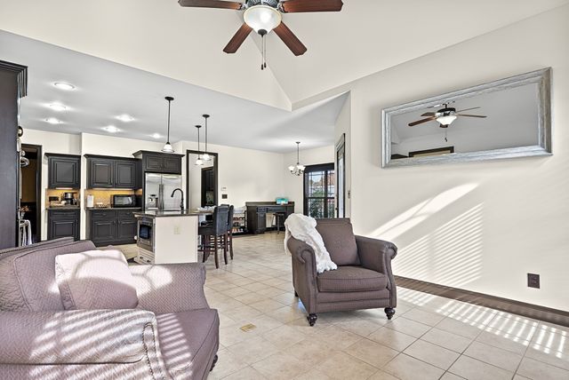 2142 Trieste Trl, Adams, TN 37010