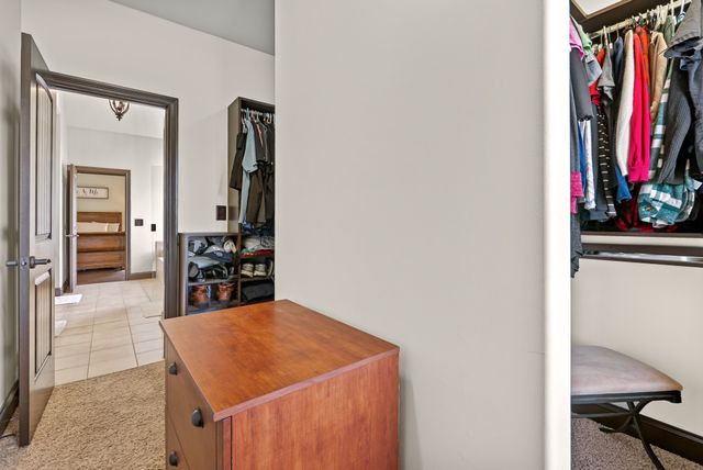 2142 Trieste Trl, Adams, TN 37010