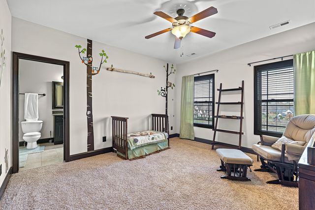 2142 Trieste Trl, Adams, TN 37010