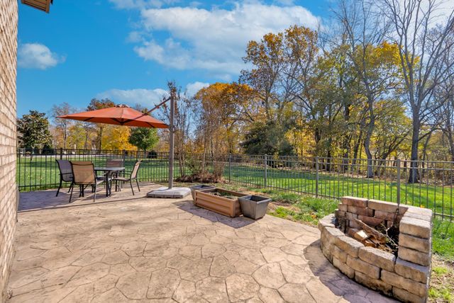 2142 Trieste Trl, Adams, TN 37010