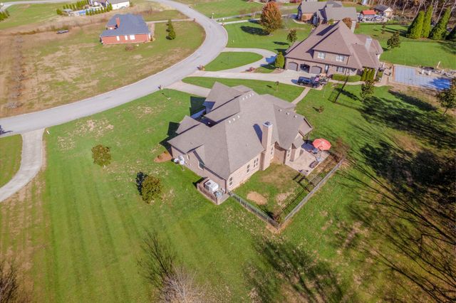 2142 Trieste Trl, Adams, TN 37010